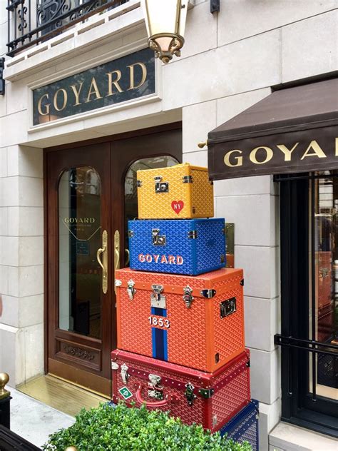 maison goyard middle east.